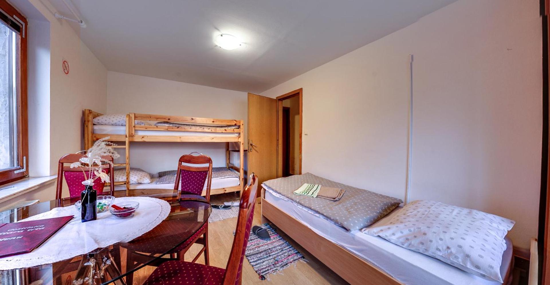 Hostel Piero ليوبليانا الغرفة الصورة